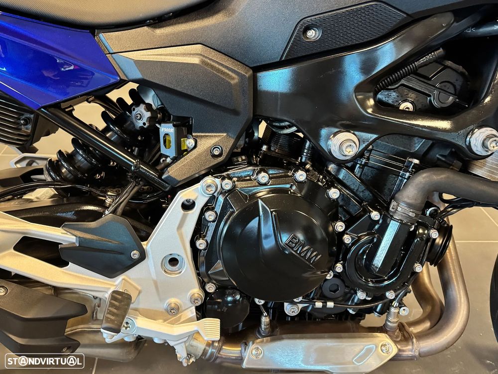 BMW F 900 R - 14