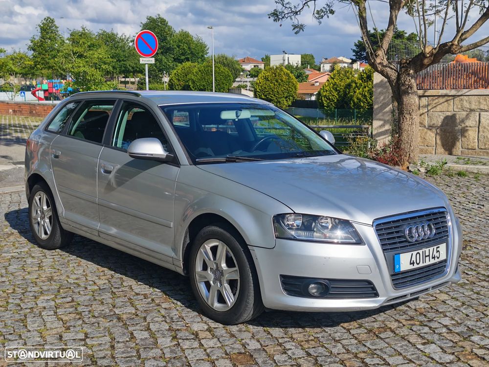 Audi A3 Sportback 1.6 TDI Attraction - 6