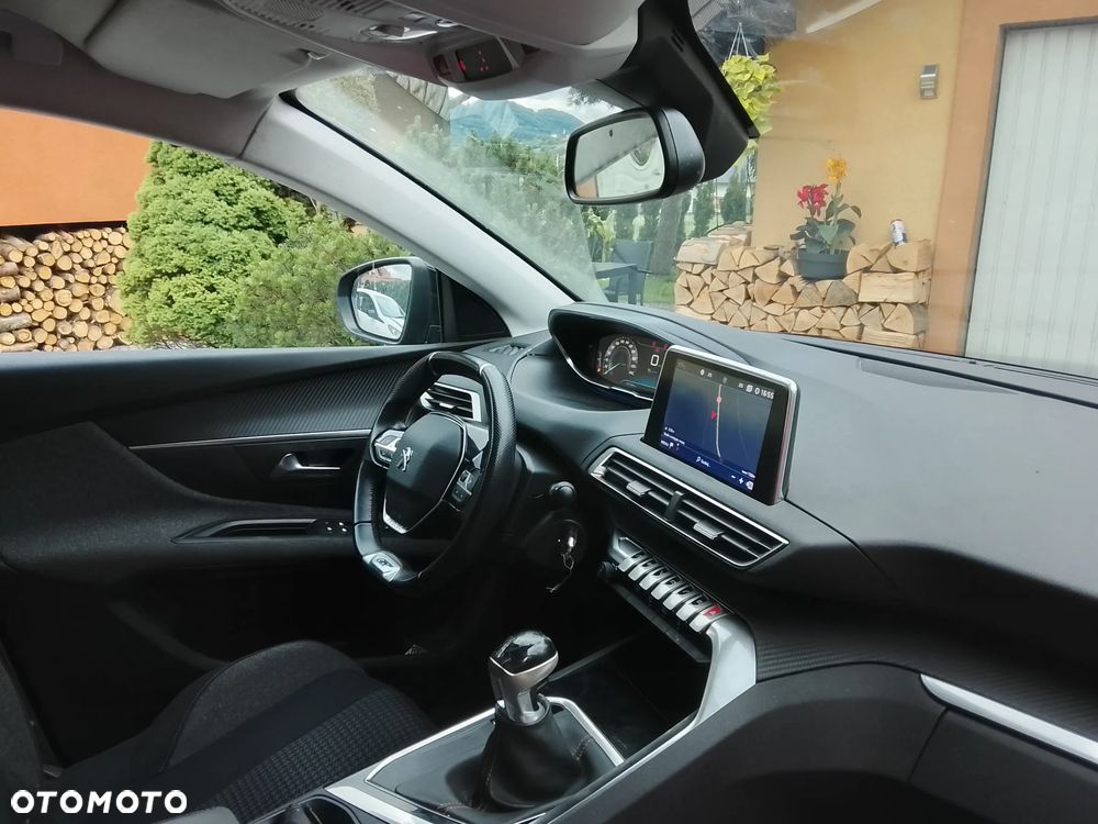Peugeot 3008 1.2 PureTech GT S&S - 24