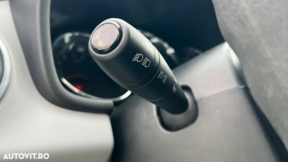 Dacia Sandero 1.5 75CP Laureate - 14