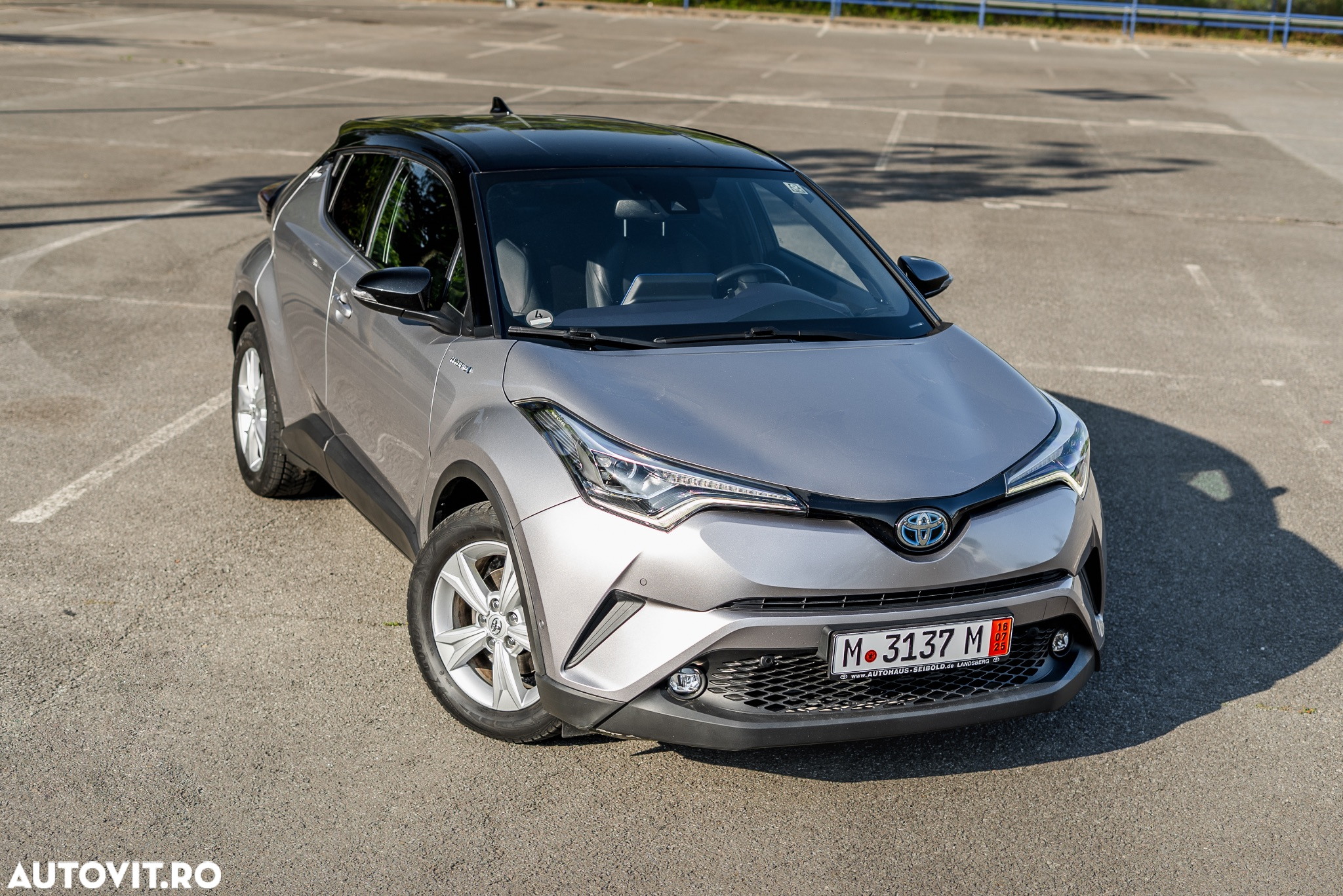 Toyota C-HR Hybrid Lounge - 7
