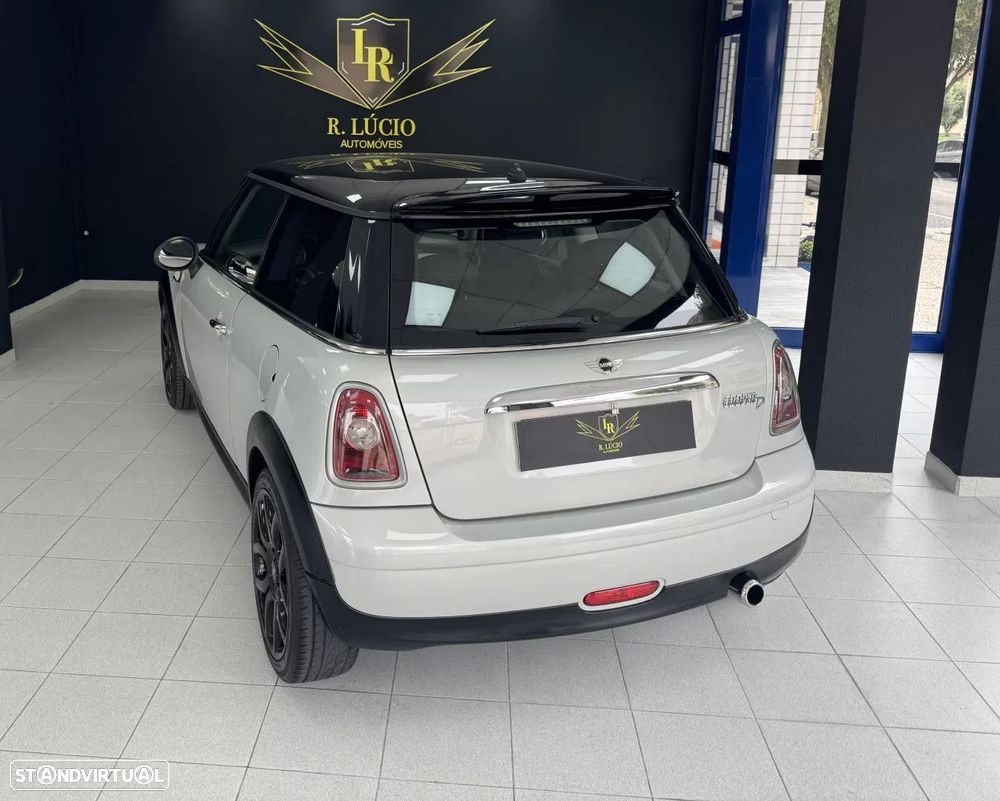 MINI 3 Portas Cooper D - 9