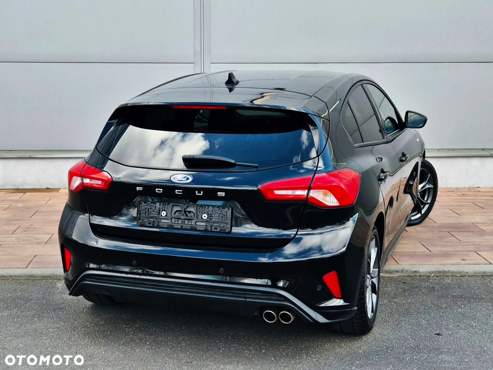 Ford Focus 1.5 EcoBoost ST-Line - 13