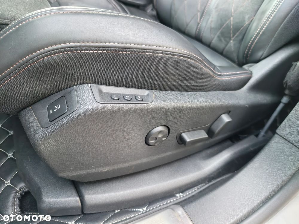 Peugeot 5008 2.0 BlueHDI GT S&S EAT8 - 22