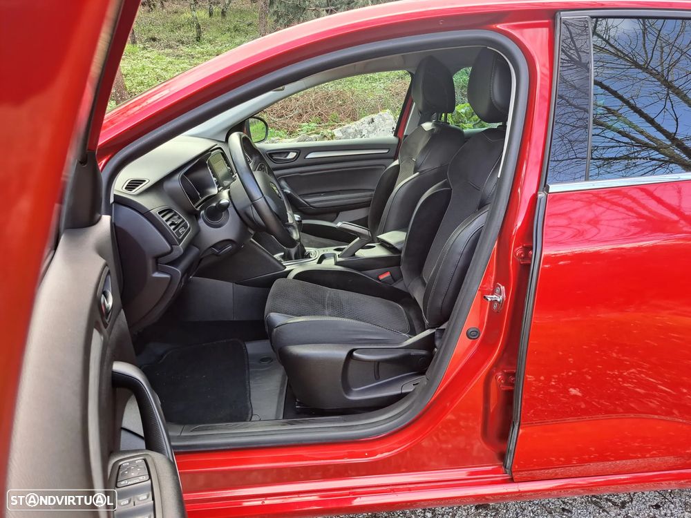 Renault Mégane TCe 140 GPF INTENS - 14