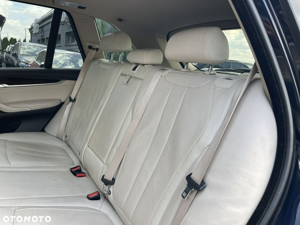BMW X5 xDrive30d - 13