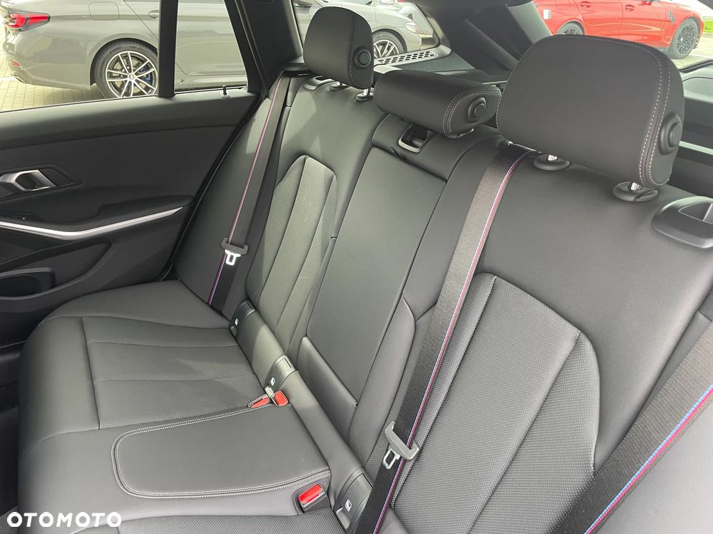 BMW Seria 3 320d mHEV M Sport sport - 31
