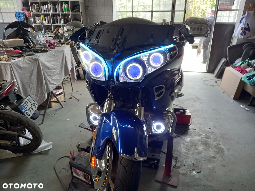 Honda GL - 6