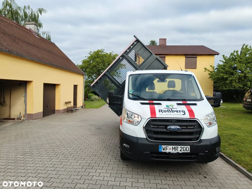 Ford Transit - 1