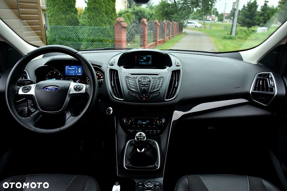 Ford Kuga 2.0 TDCi 4x4 Titanium - 18