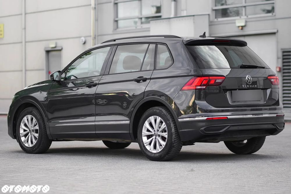 Volkswagen Tiguan - 19