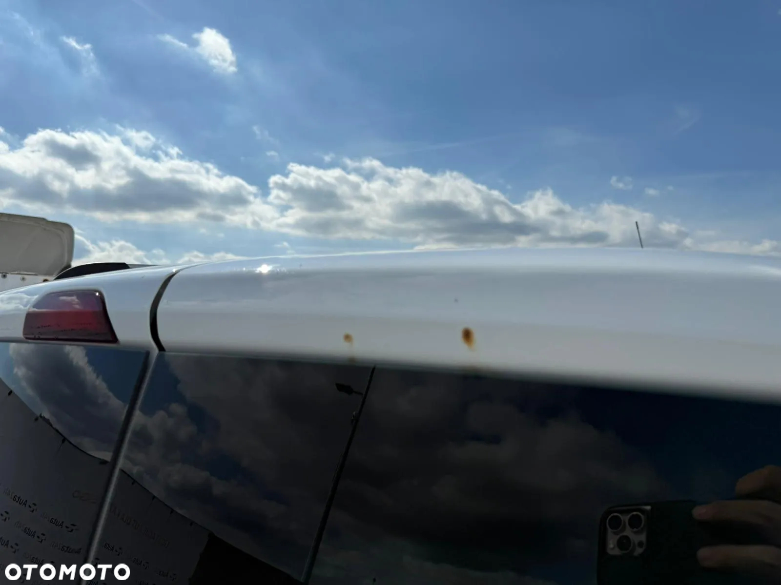 Ford Transit Courier - 15