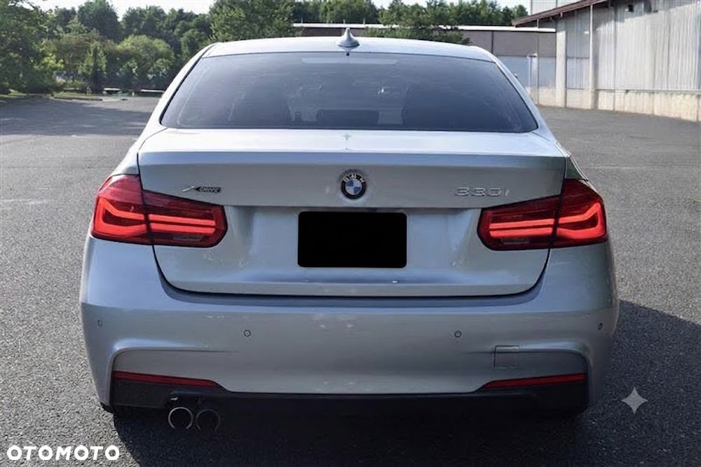 BMW Seria 3 330i xDrive Edition M Sport Shadow - 6