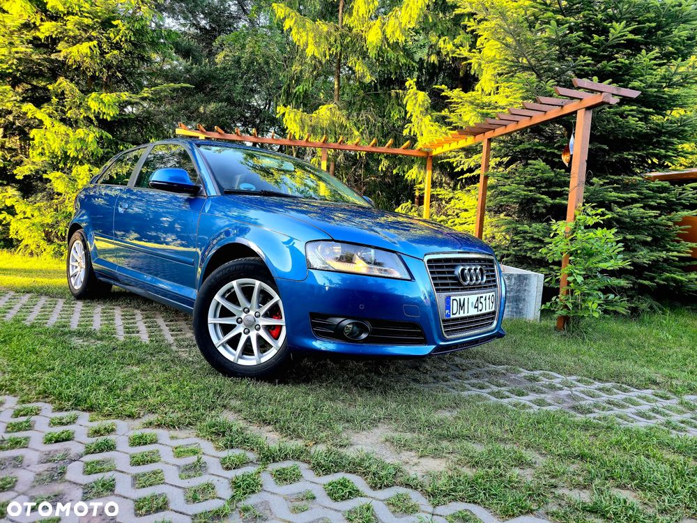 Audi A3 3-drzwiowe 1.6 FSI Ambition - 5
