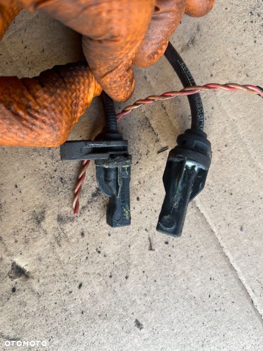 Czujnik abs przedni sprawny Bmw e90 e91 e92 e93