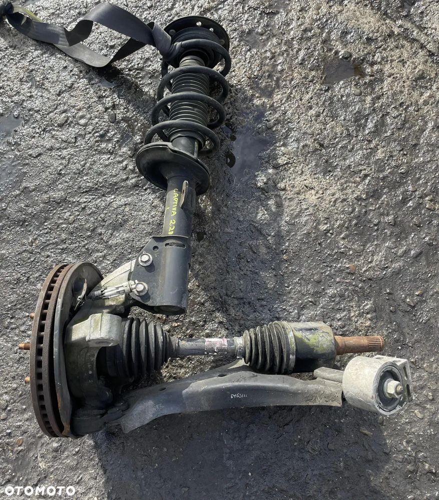 Mcpherson  Chevrolet CAPTIVA 2.2 D   lewy - 2