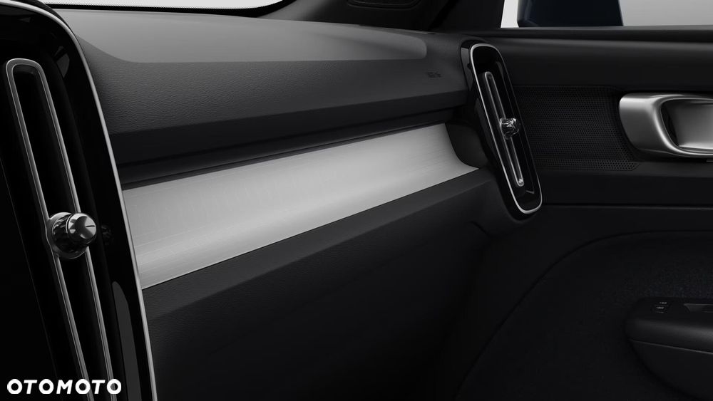 Volvo XC 40 B3 Core - 12