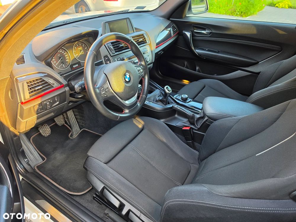 BMW Seria 1 118i Sport Line - 10