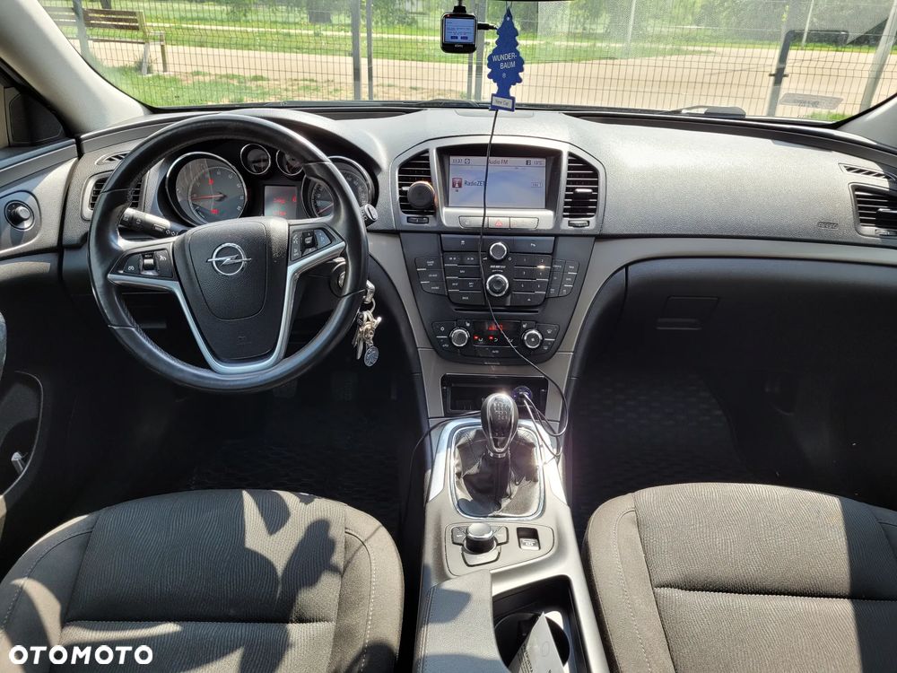 Opel Insignia - 12