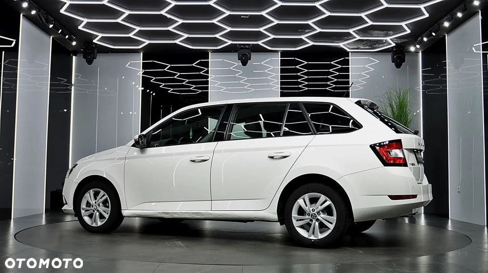 Skoda Fabia 1.0 Ambition - 4