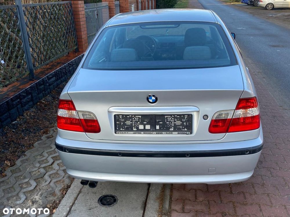 BMW Seria 3 - 10