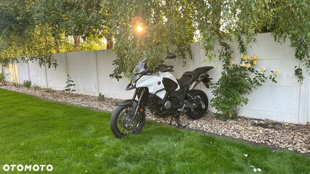 Honda VFR - 2