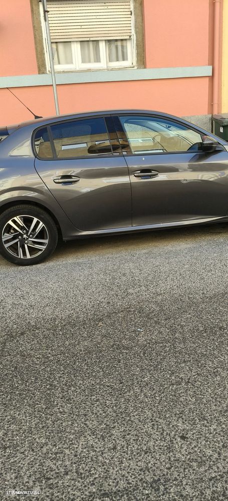Peugeot 208 1.2 PureTech GT EAT8 - 1