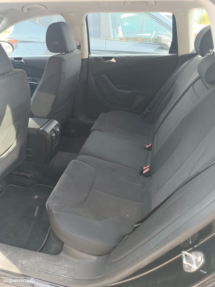 VW Passat Variant 2.0 TDI Confortline BM - 6