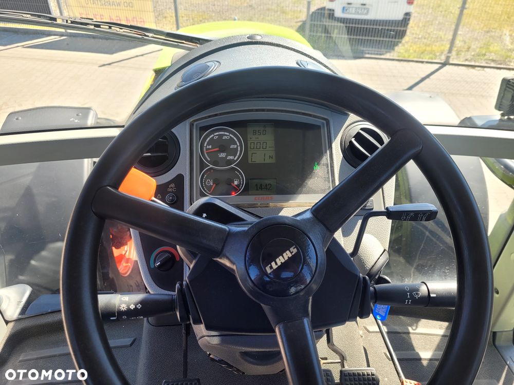 Claas ARION 630 CIS - 17