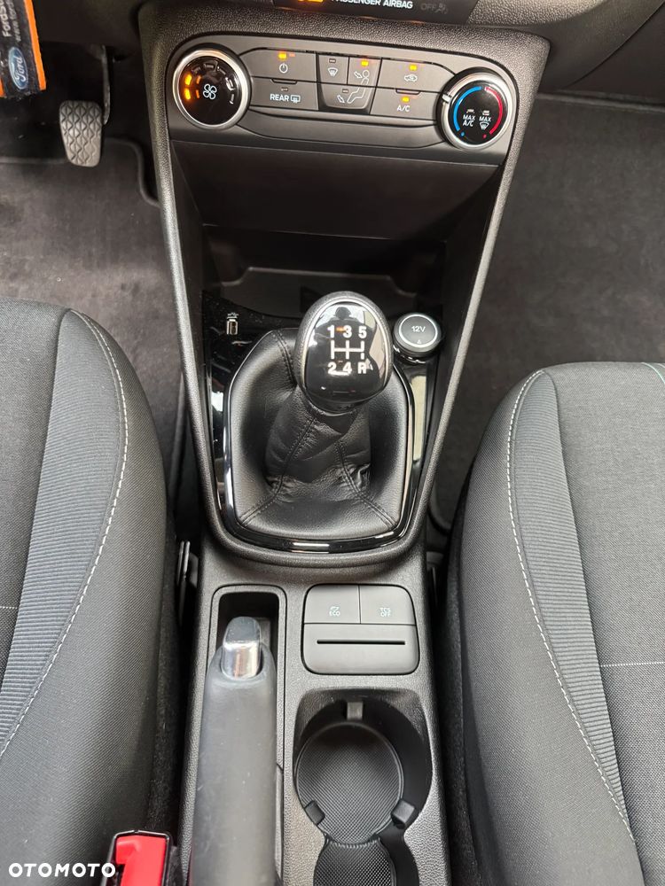 Ford Fiesta - 23