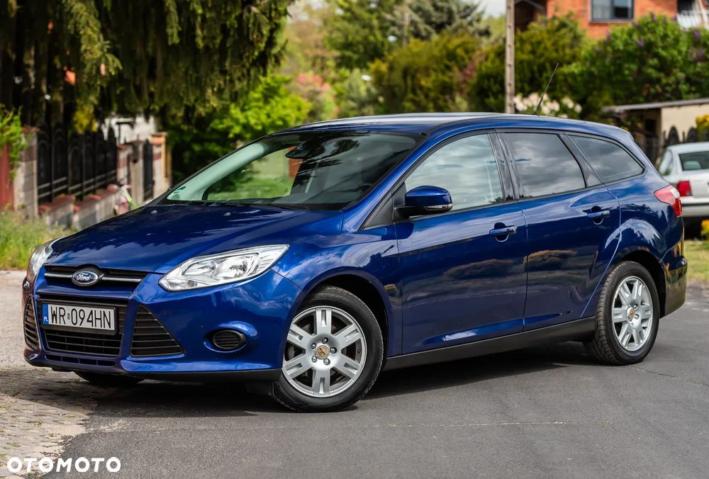 Ford Focus SW - 12