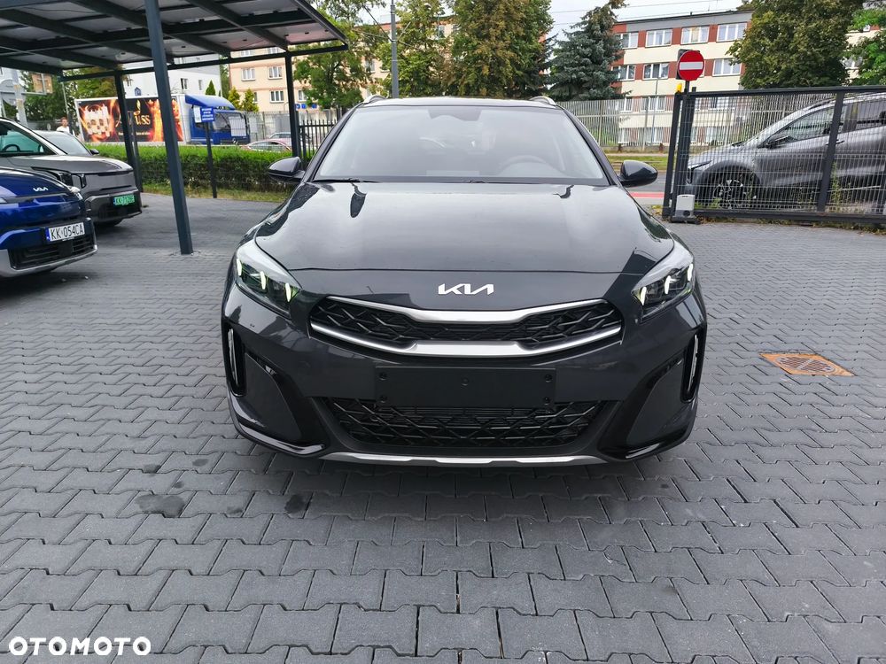 Kia XCeed 1.6 T-GDI M DCT - 2