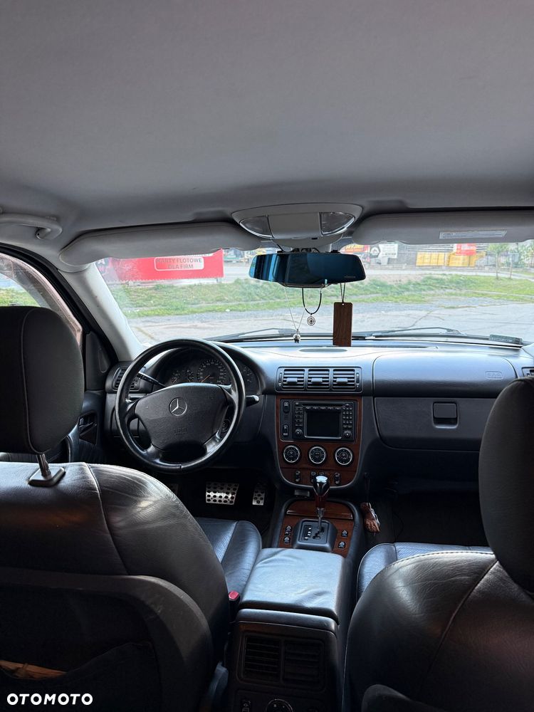 Mercedes-Benz ML - 19