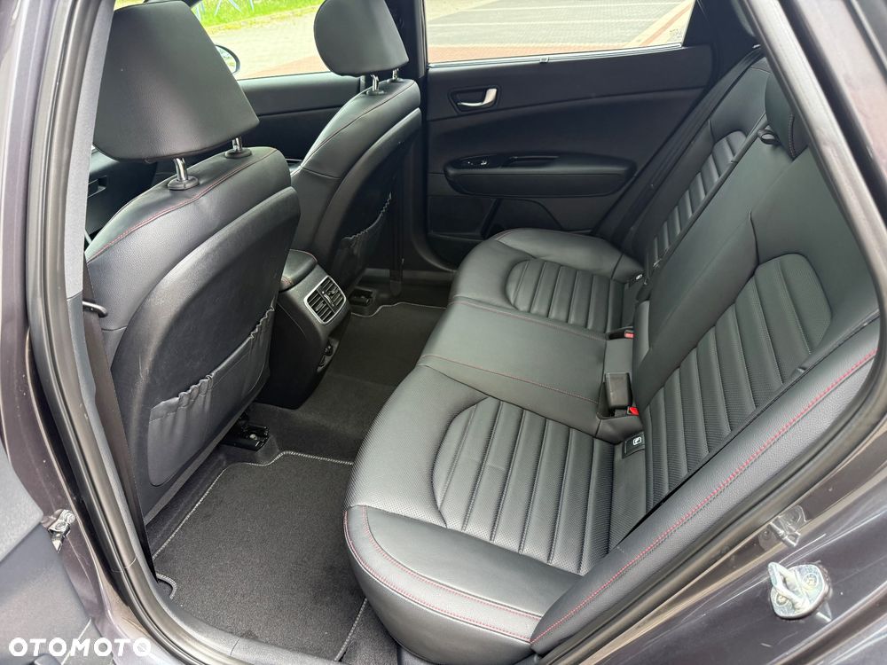 Kia Optima Sportagon 1.6 T-GDI DCT OPF GT Line - 19