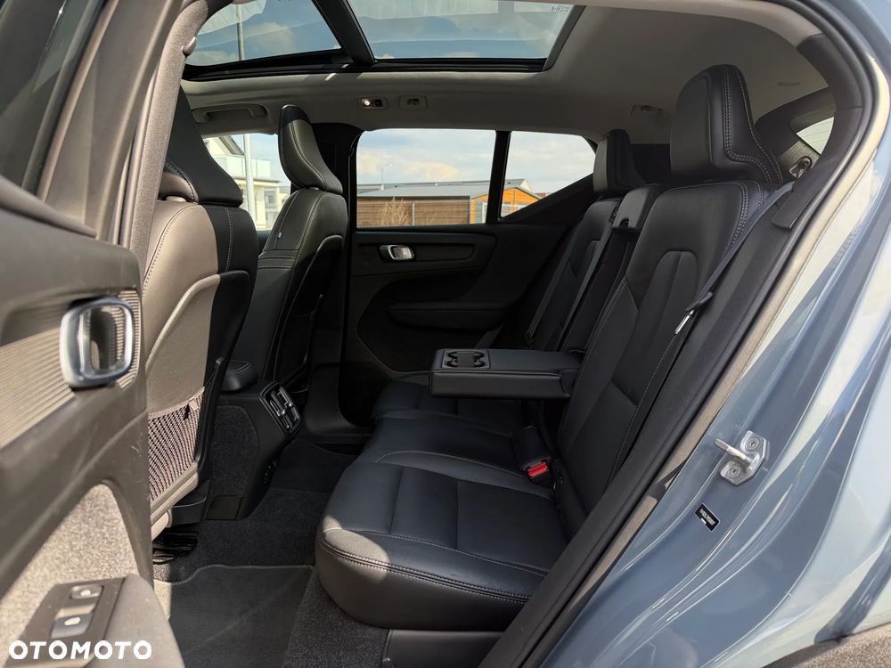 Volvo XC 40 T5 AWD Inscription - 17