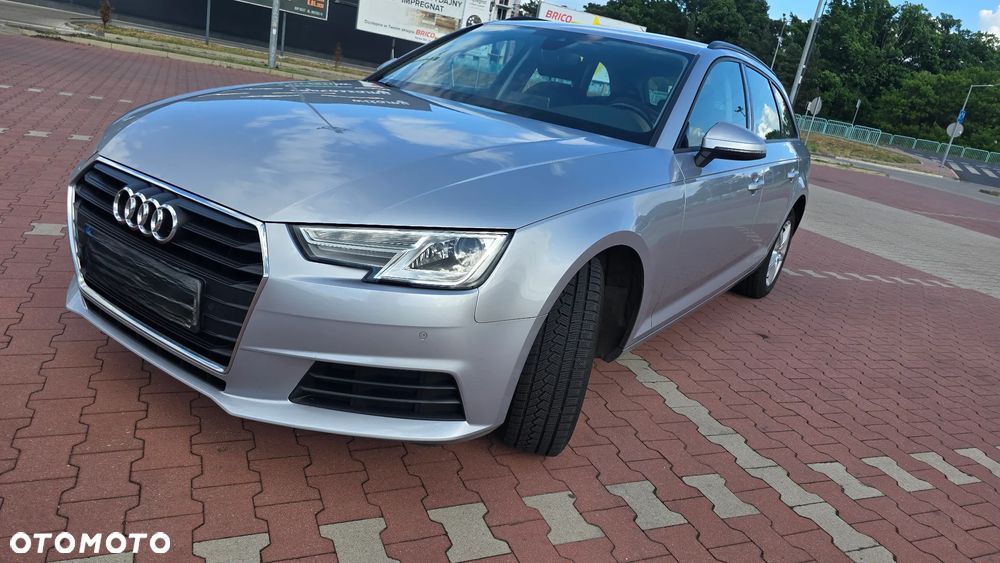 Audi A4 Avant - 1