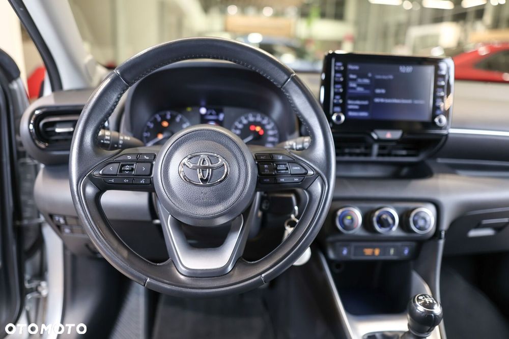 Toyota Yaris 1.5 Comfort - 6