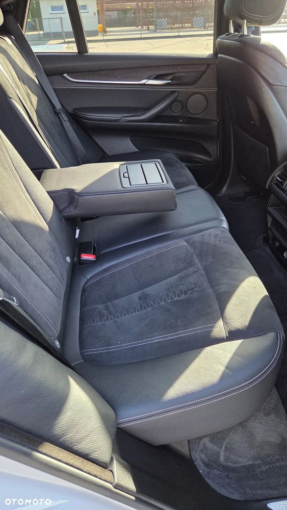 BMW X5 xDrive30d - 34