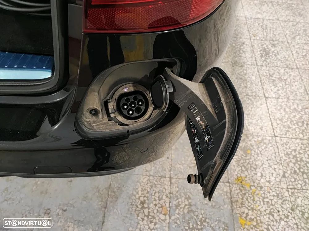 Mercedes-Benz C 300 de Avantgarde - 11