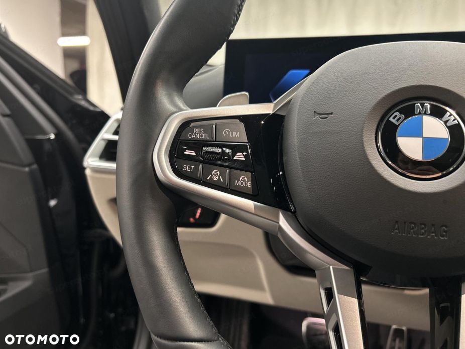BMW Seria 3 330i xDrive M Sport sport - 11