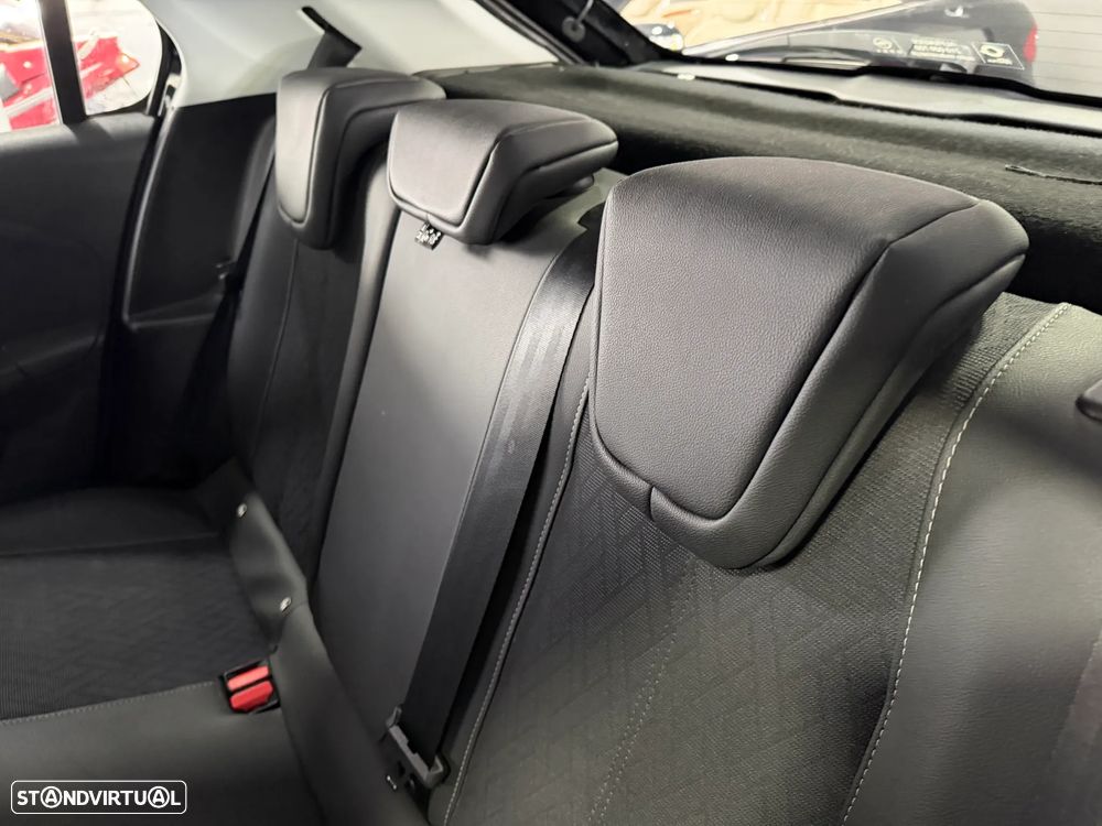 Opel Corsa 1.2 Business Edition - 32