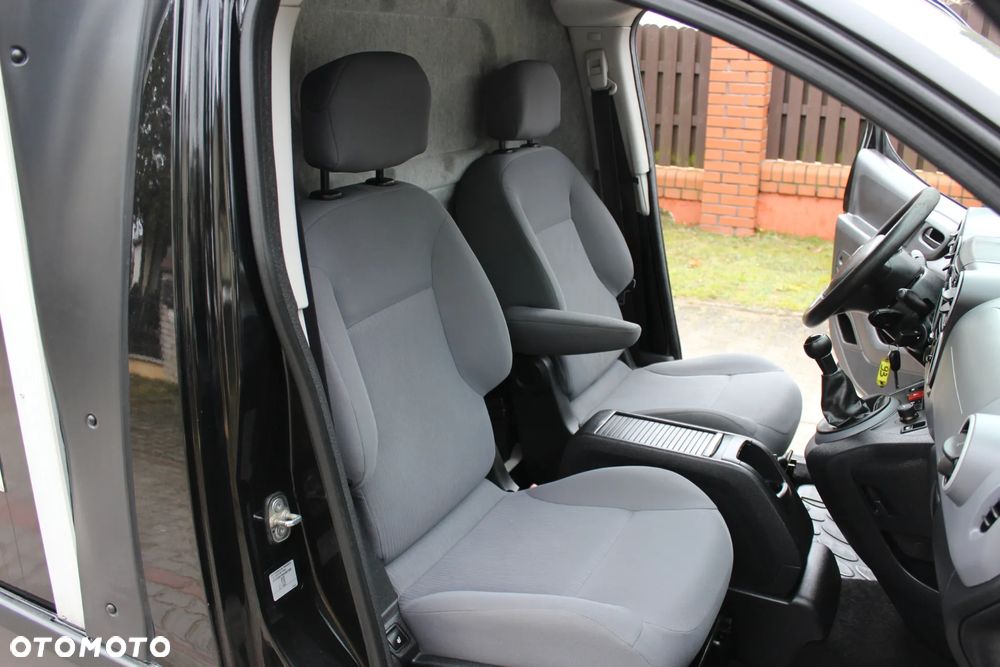 Peugeot PARTNER - 11