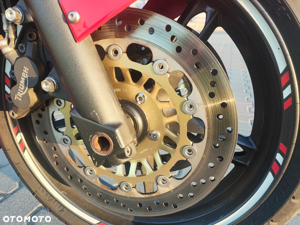 Triumph Sprint - 10