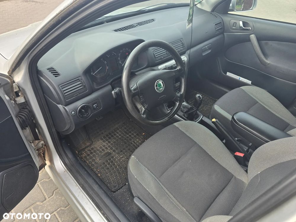 Skoda Octavia 2.0 Elegance - 9