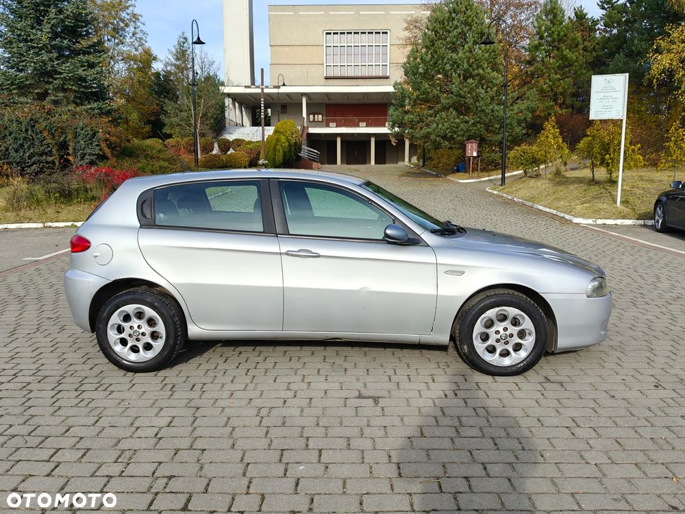Alfa Romeo 147 1.6 Twin Spark 16V 120 - 10