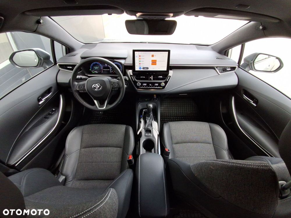 Toyota Corolla 1.8 Hybrid Style - 18
