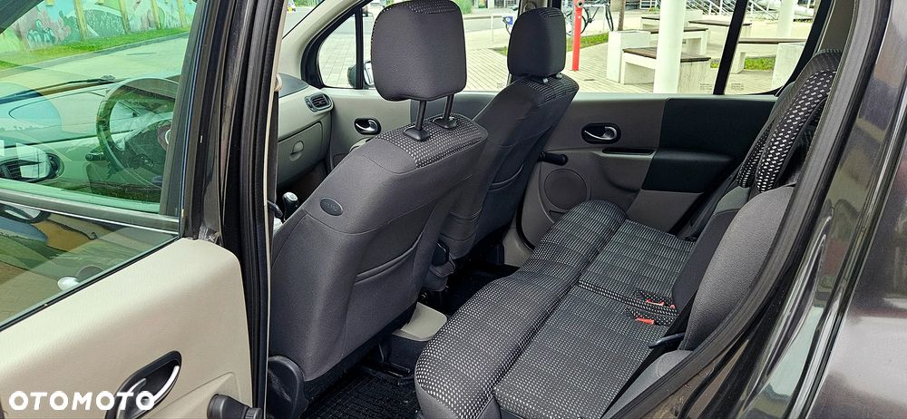 Renault Modus - 8