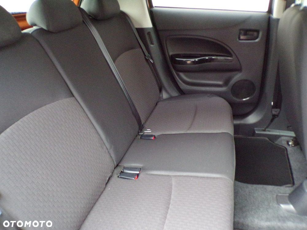 Mitsubishi Space Star - 27