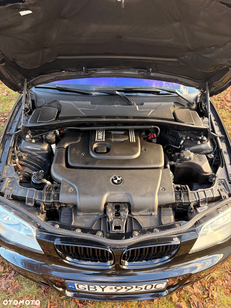 BMW Seria 1 120d - 24