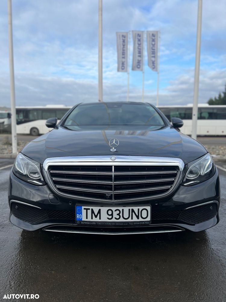 Mercedes-Benz E 220 d Aut. - 1